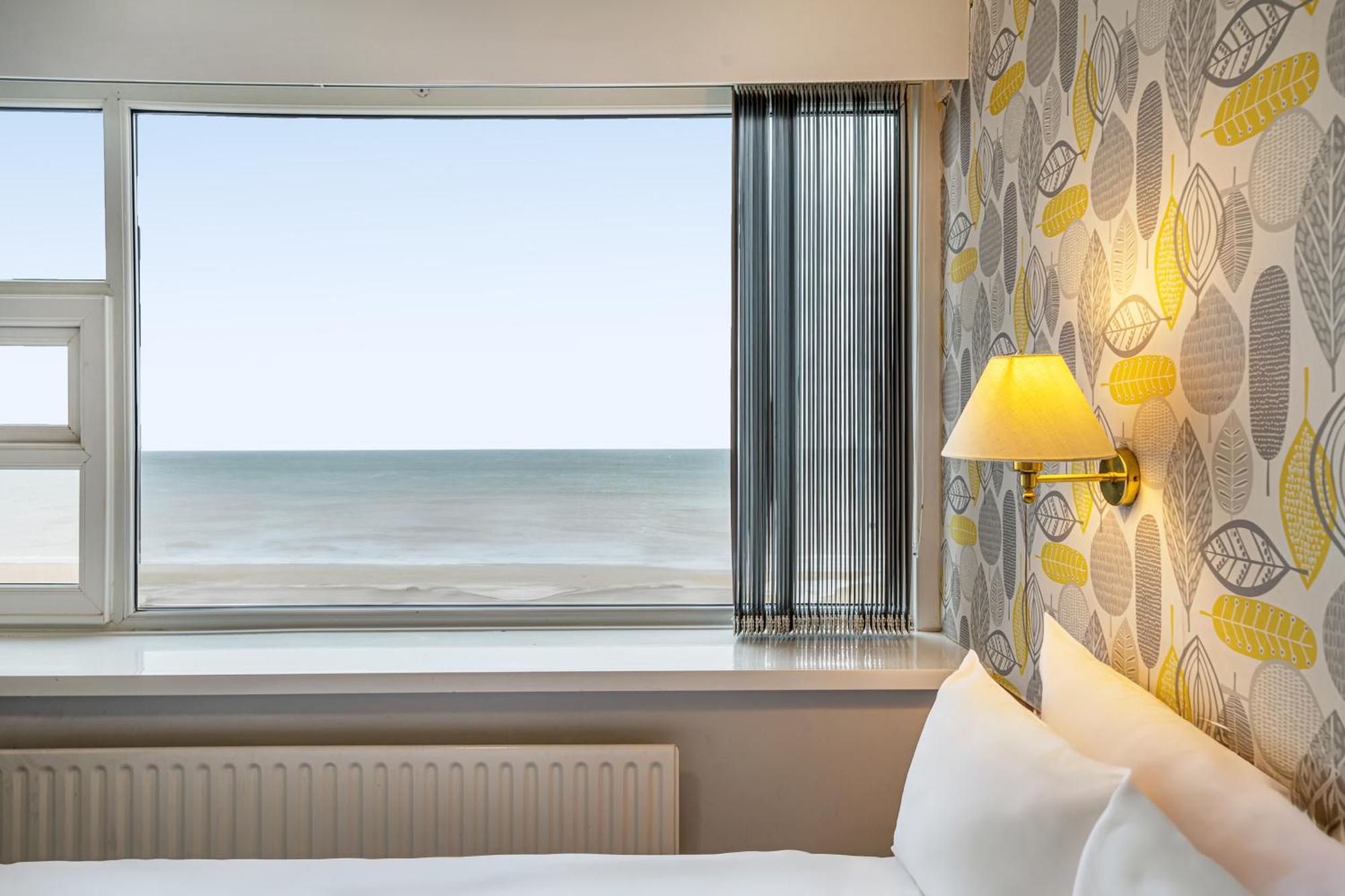 Bluewaters Hotel ブラックプール エクステリア 写真